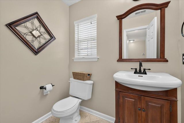 105 Warrell Circle, Summerville, SC 29485