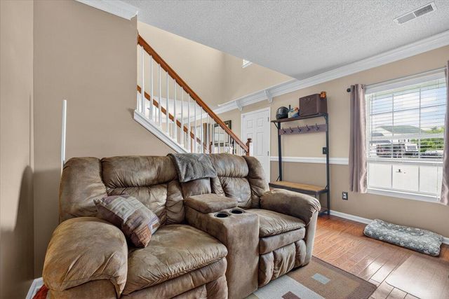 105 Warrell Circle, Summerville, SC 29485