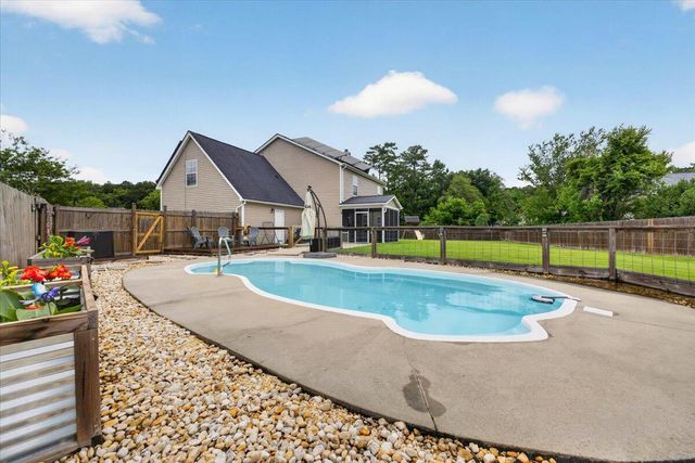 105 Warrell Circle, Summerville, SC 29485
