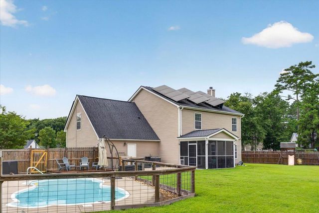 105 Warrell Circle, Summerville, SC 29485