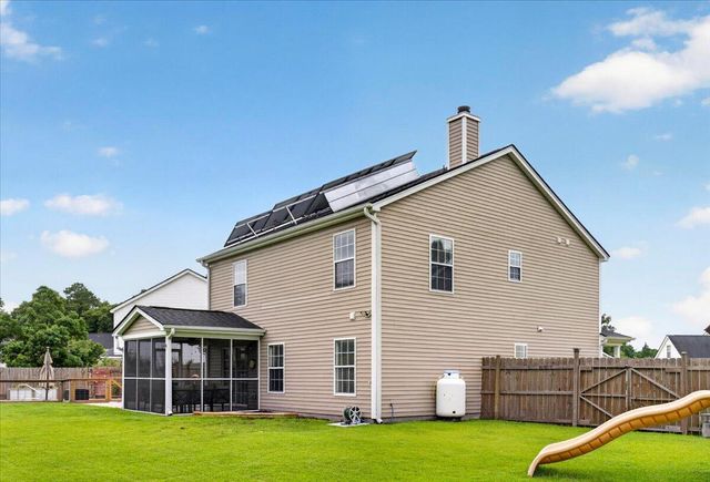 105 Warrell Circle, Summerville, SC 29485
