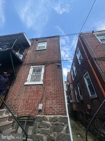 5432 WALNUT ST, Philadelphia, PA 19139
