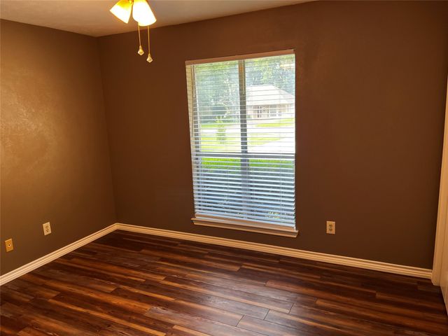 328 Jamie Way, Greenville, TX 75402