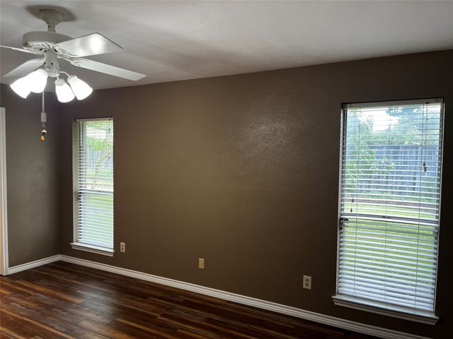 328 Jamie Way, Greenville, TX 75402