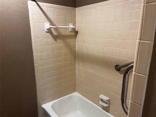 328 Jamie Way, Greenville, TX 75402