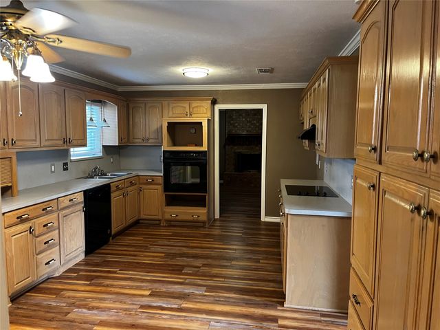 328 Jamie Way, Greenville, TX 75402