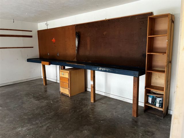 328 Jamie Way, Greenville, TX 75402