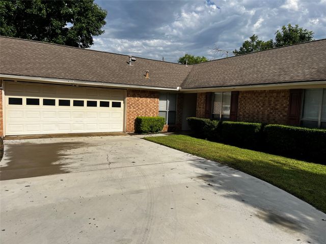 328 Jamie Way, Greenville, TX 75402
