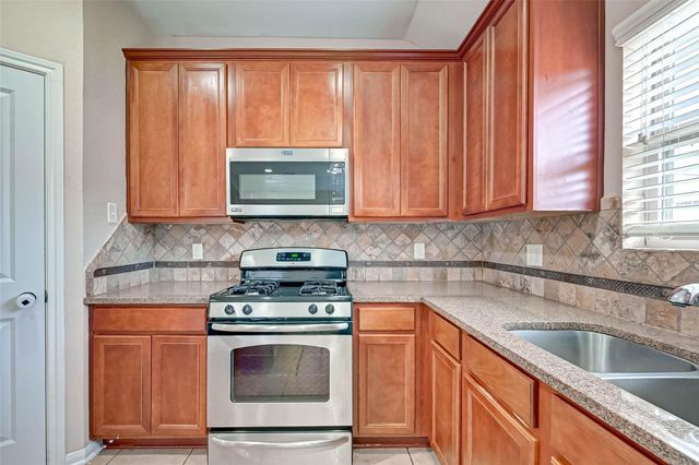 6402 Black Bamboo Lane, Katy, TX 77494