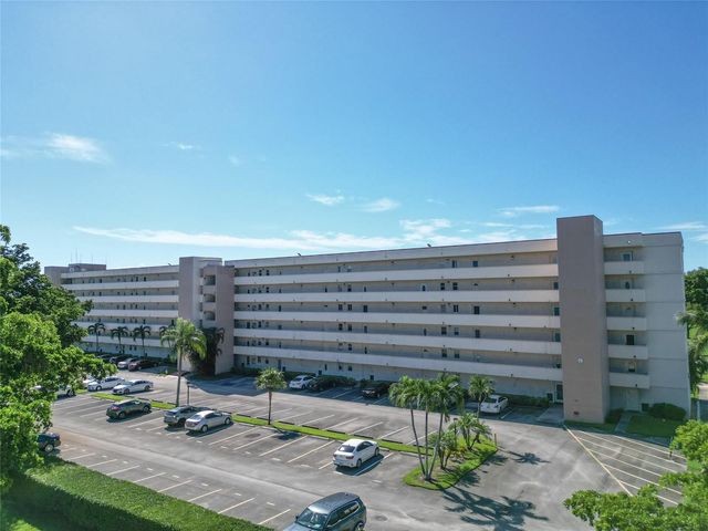 8900 Washington Boulevard 115, Pembroke Pines, FL 33025