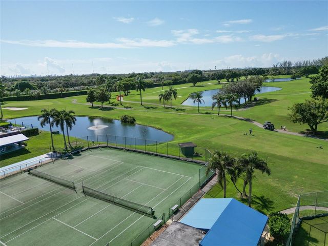 8900 Washington Boulevard 115, Pembroke Pines, FL 33025