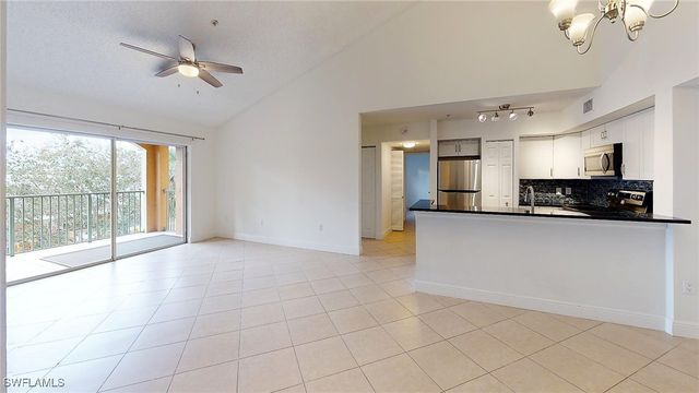 1210 Wildwood Lakes BLVD 306, Naples, FL 34104