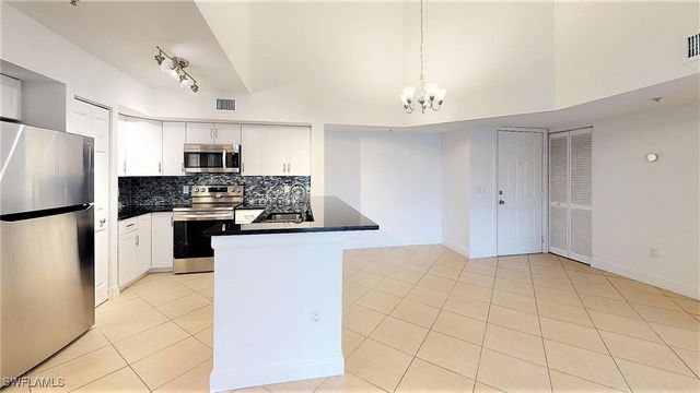 1210 Wildwood Lakes BLVD 306, Naples, FL 34104