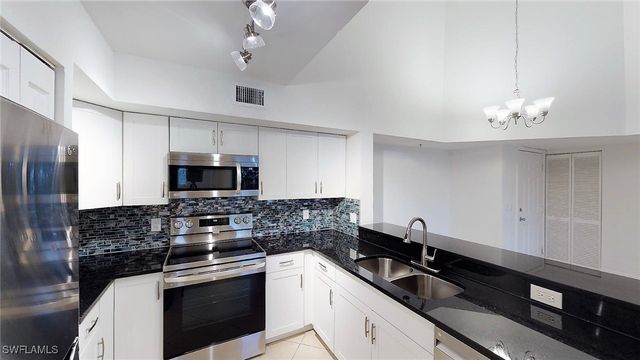 1210 Wildwood Lakes BLVD 306, Naples, FL 34104