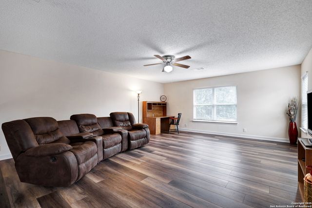 9642 Elmstone, San Antonio, TX 78254