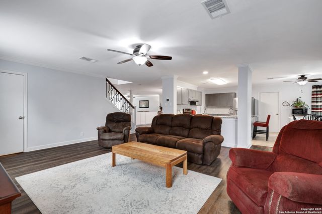 9642 Elmstone, San Antonio, TX 78254