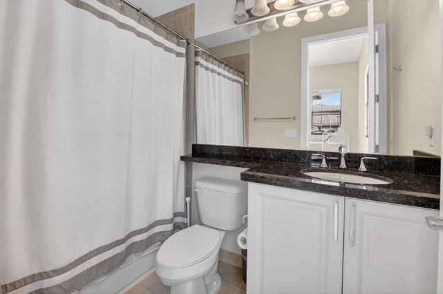 8527 Lewis River Road, Delray Beach, FL 33446