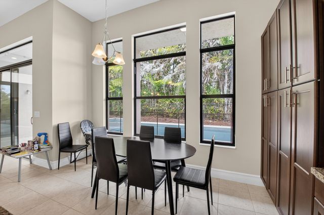 8527 Lewis River Road, Delray Beach, FL 33446