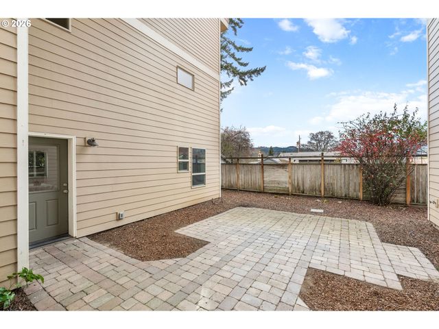 1510 Lincoln St, Hood River, OR 97031