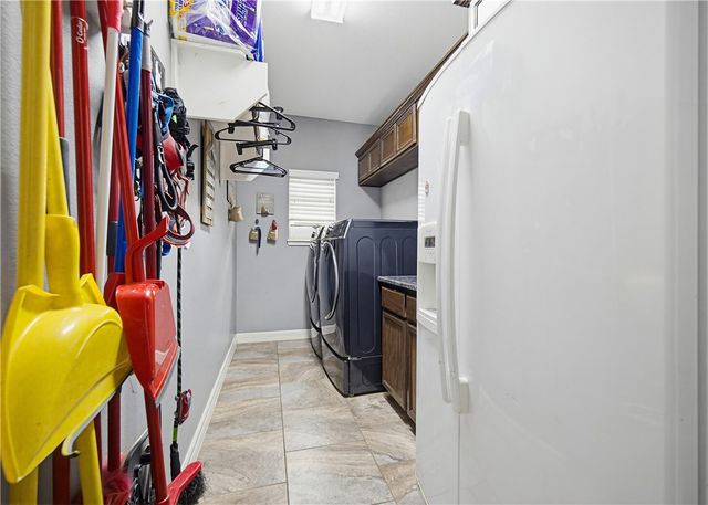 6714 Battery Park Ct, Corpus Christi, TX 78414