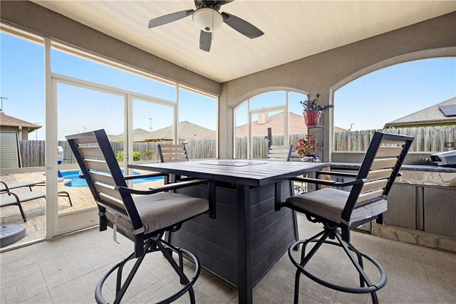 6714 Battery Park Ct, Corpus Christi, TX 78414