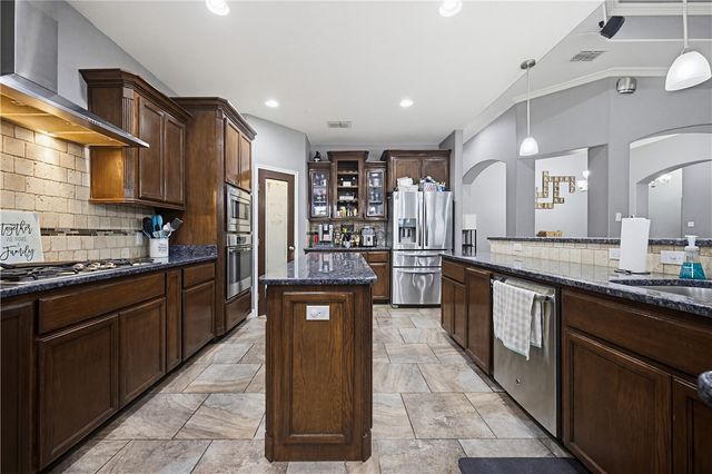 6714 Battery Park Ct, Corpus Christi, TX 78414