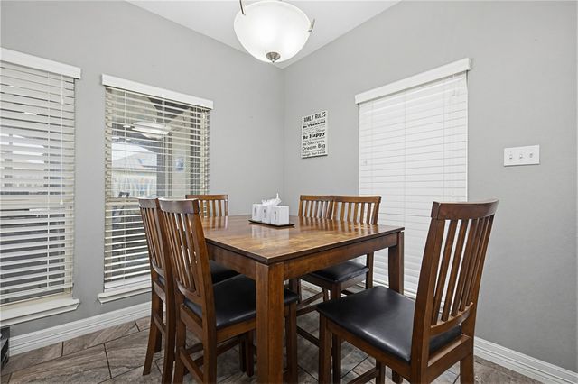 6714 Battery Park Ct, Corpus Christi, TX 78414