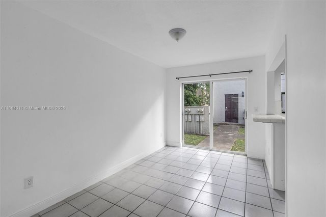 2306 NW 52nd Ave 2306, Lauderhill, FL 33313