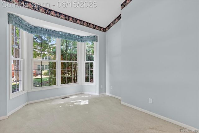 39643 Southwind Lane 13, Northville Township, MI 48168