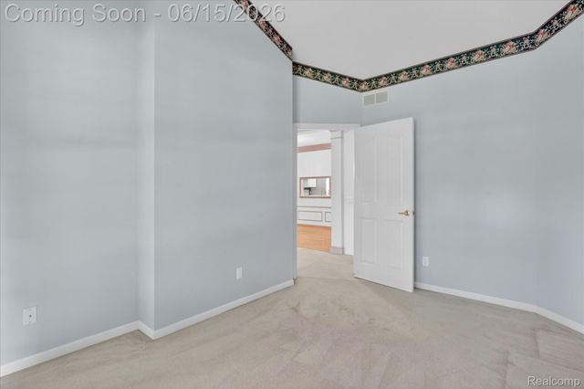 39643 Southwind Lane 13, Northville Township, MI 48168