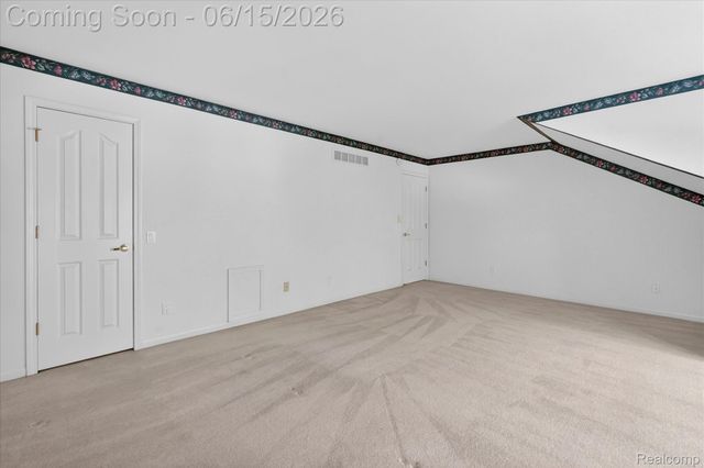 39643 Southwind Lane 13, Northville Township, MI 48168