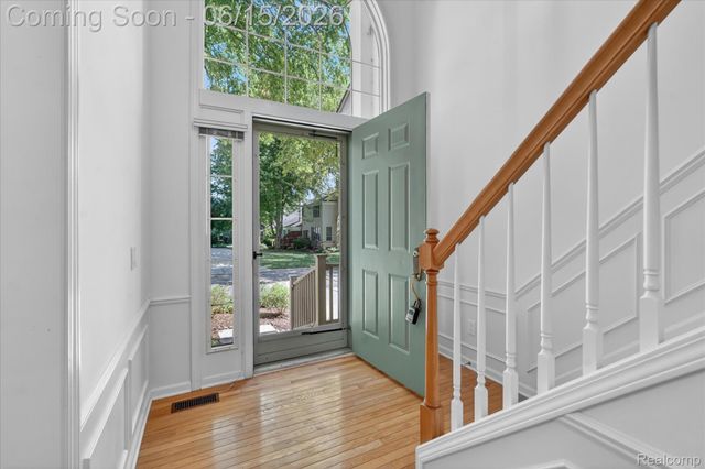 39643 Southwind Lane 13, Northville Township, MI 48168
