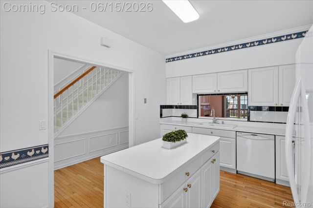 39643 Southwind Lane 13, Northville Township, MI 48168