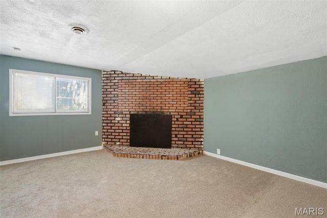 36 Louise Lane, Cahokia, IL 62206
