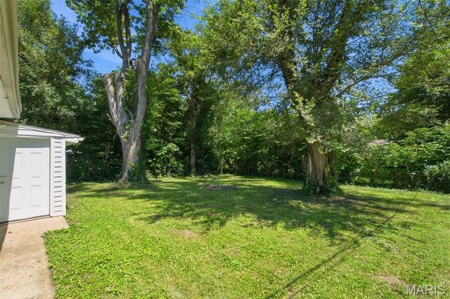36 Louise Lane, Cahokia, IL 62206