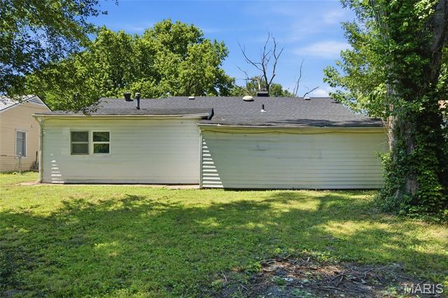 36 Louise Lane, Cahokia, IL 62206