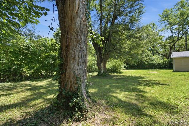 36 Louise Lane, Cahokia, IL 62206