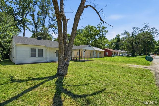 36 Louise Lane, Cahokia, IL 62206