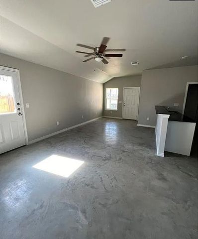 1200 N 8th ST A, B, Killeen, TX 76541