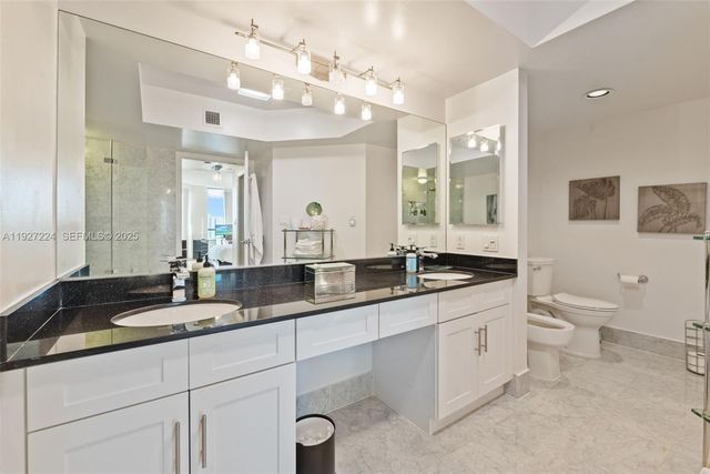 3598 Yacht Club Drive 1804, Aventura, FL 33180