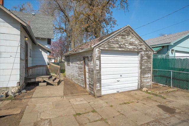 1512 E Dalton Ave, Spokane, WA 99207