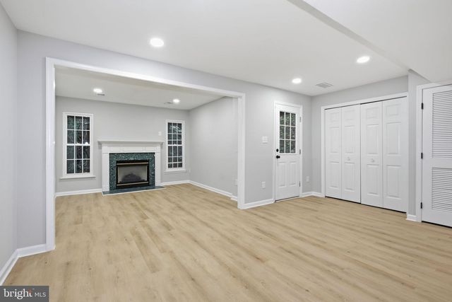 20411 DONCASTER TER, Sterling, VA 20165
