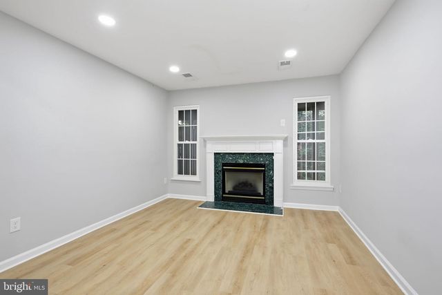 20411 DONCASTER TER, Sterling, VA 20165