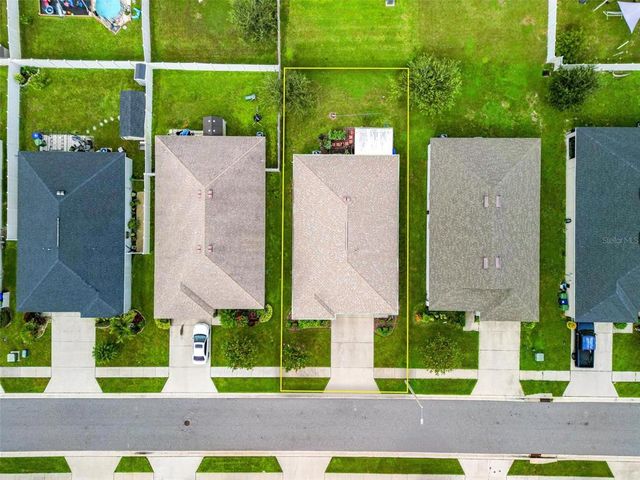 418 ST GEORGES CIRCLE, Eagle Lake, FL 33839