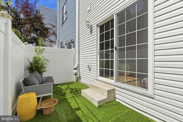 1710 MONTROSE ST, Philadelphia, PA 19146
