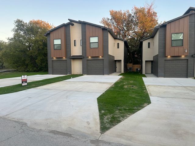 2640-2642 Hutchinson Street, Fort Worth, TX 76106