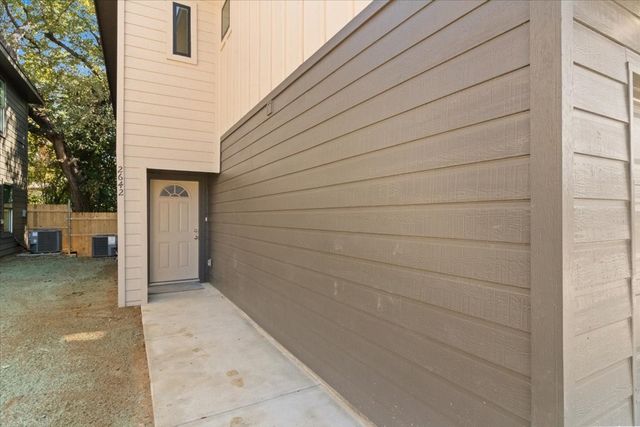 2640-2642 Hutchinson Street, Fort Worth, TX 76106