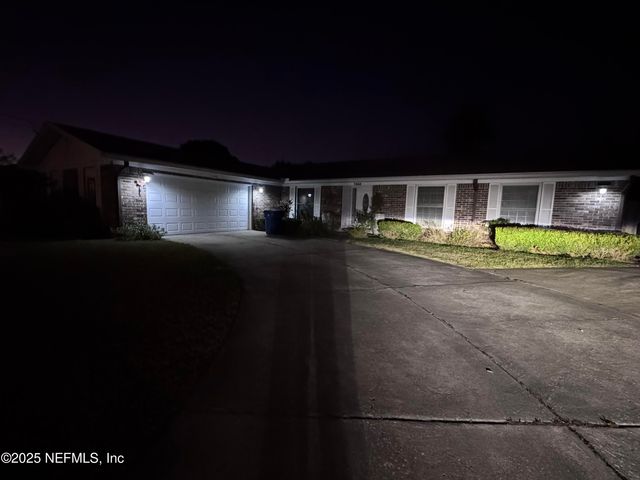 7335 FLORAL RIDGE Drive, Jacksonville, FL 32277