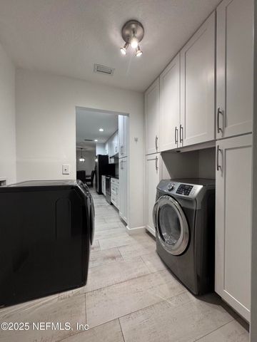 7335 FLORAL RIDGE Drive, Jacksonville, FL 32277