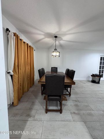 7335 FLORAL RIDGE Drive, Jacksonville, FL 32277